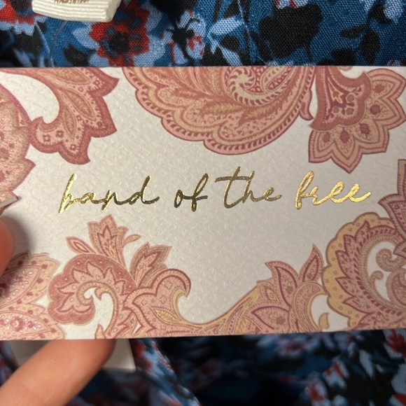 Band Of The‎ Free peri blue Floral V Neck Long Sleeve Blouse Medium lightweight - Picture 4 of 8